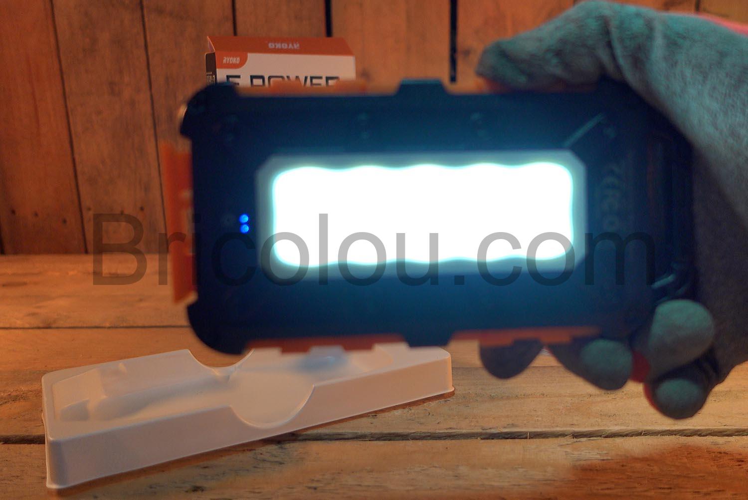 Batterie Externe Solaire 20Ah PD15W USB C Chargeur LED Waterproof WOWMVP lumiere Batterie Externe Solaire 20Ah PD15W USB C Chargeur LED Waterproof WOWMVP lumière