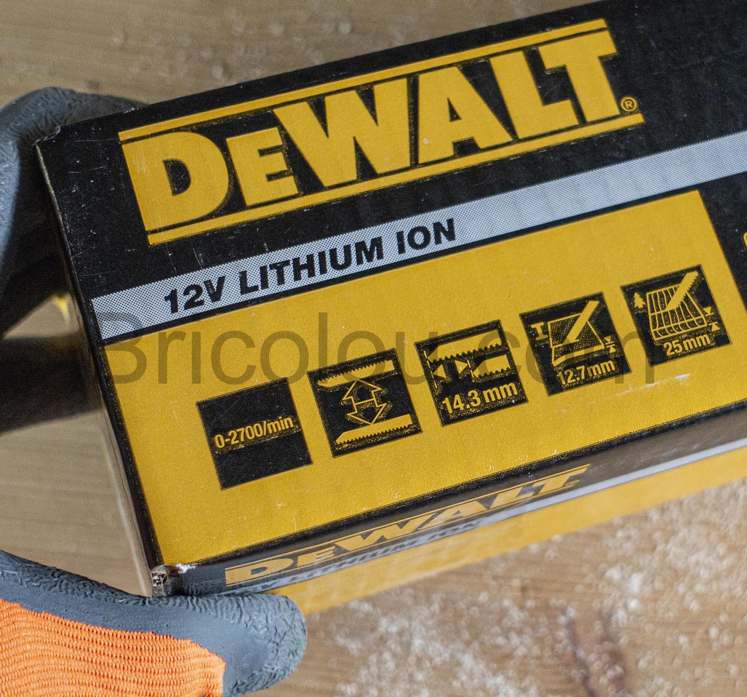 DeWalt DCS310N XJ Scie sabre Sans fil batterie 108 V 12V DeWalt DCS310N-XJ Scie sabre Sans fil batterie 10,8 V 12V