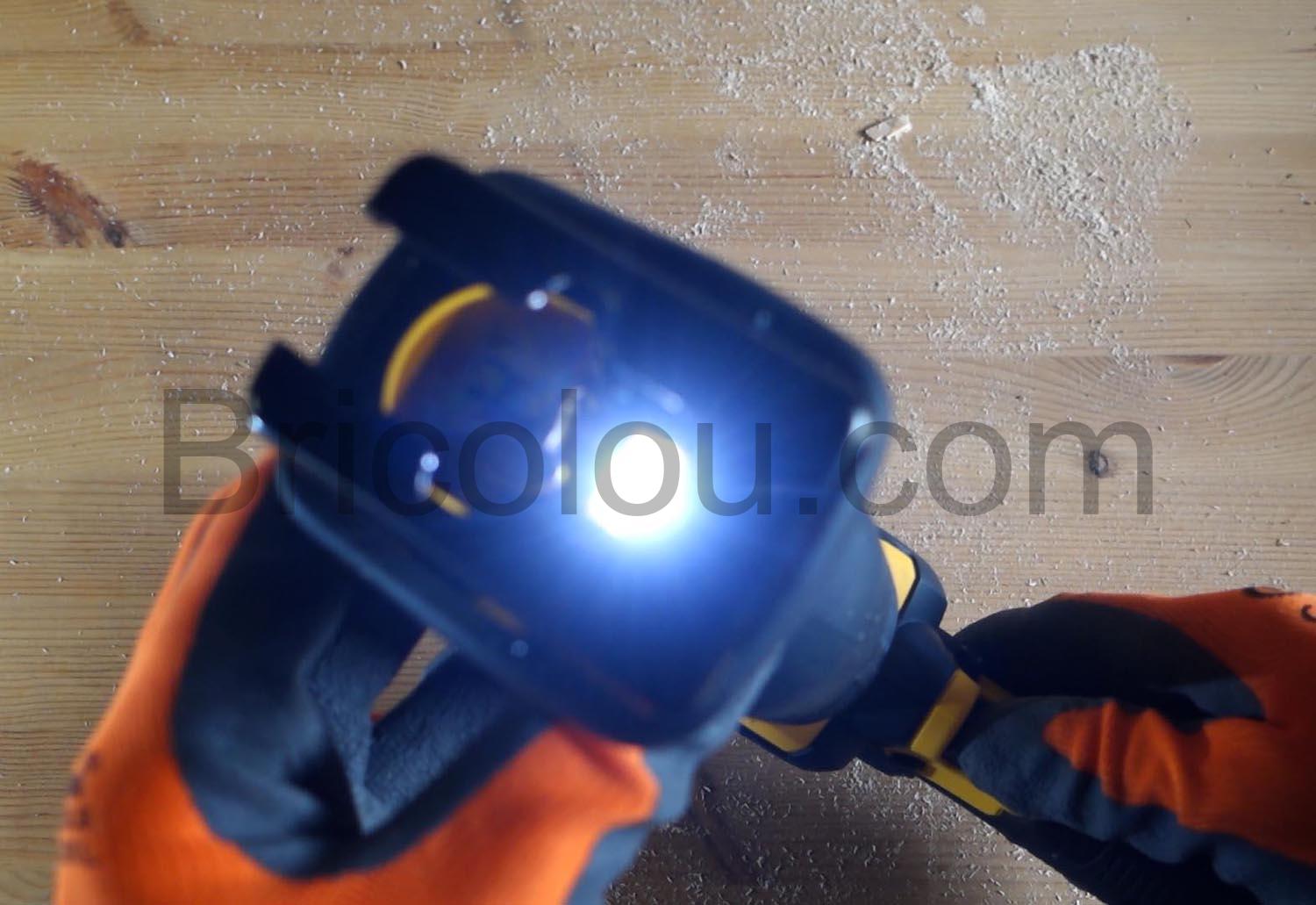 DeWalt DCS310N XJ Scie sabre Sans fil batterie 108 V LED DeWalt DCS310N-XJ Scie sabre Sans fil batterie 10,8 V LED