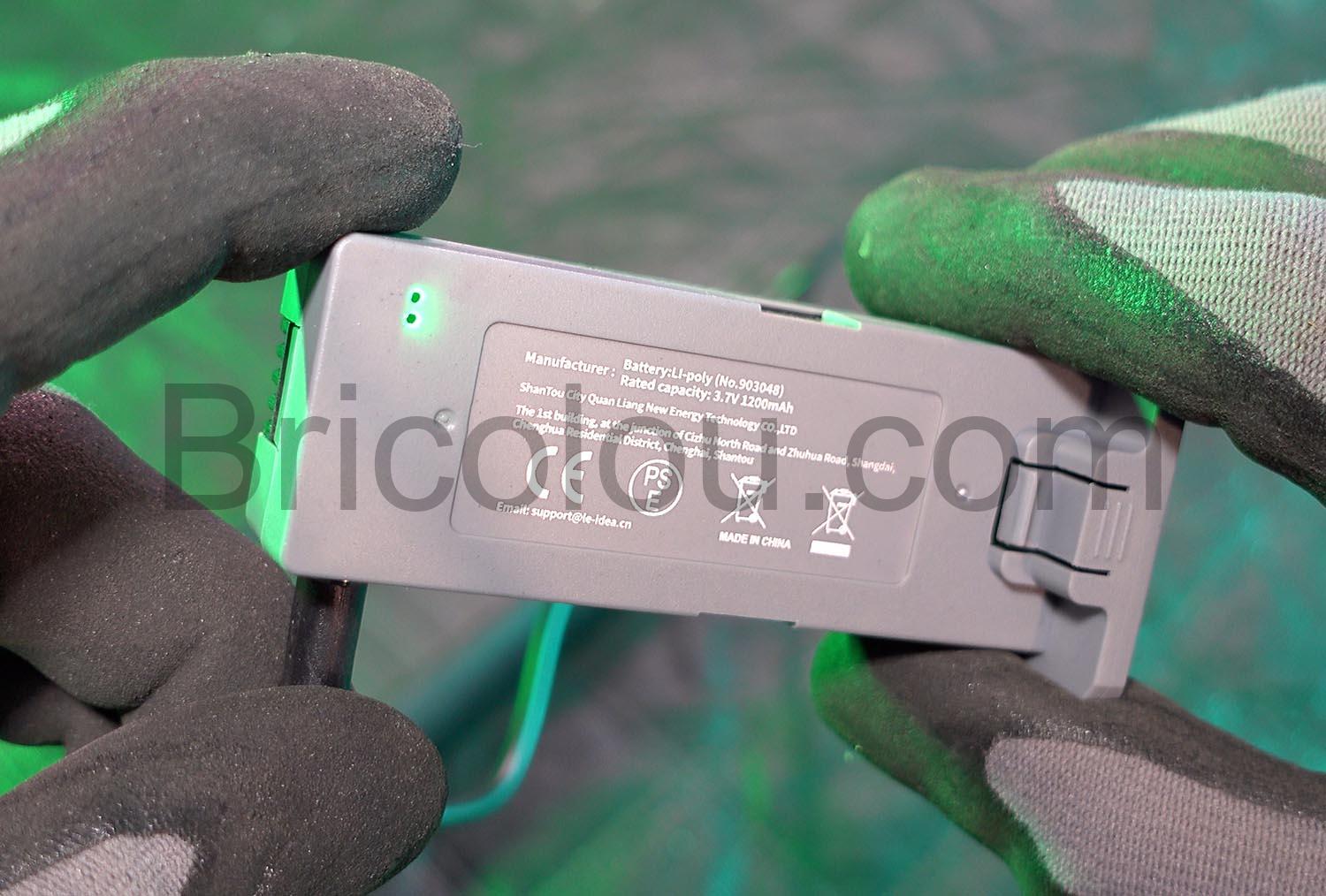 Drone Idea 16 Wi Fi charge Drone Idea 16 Wi-Fi chargé