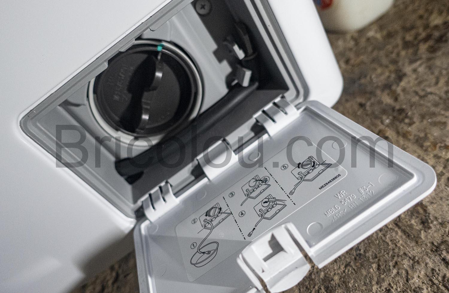 Machine a laver LG Lave linge frontal LG F 94 WH silencieuse trappe Machine à laver LG Lave linge frontal LG F 94 WH silencieuse trappe