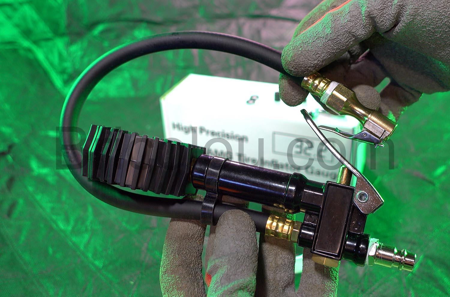 Manometre Numerique Digital Jauge Pression Pistolet Gonflage Pneu OneAmg pro Manomètre Numérique Digital Jauge Pression Pistolet Gonflage Pneu OneAmg pro