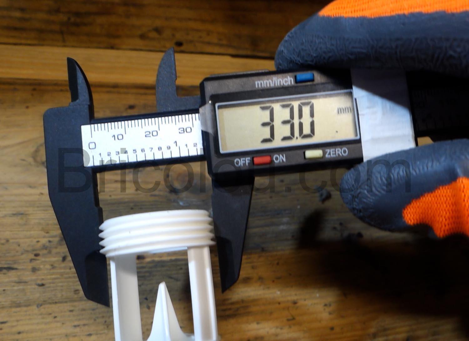 Somatherm C32700 Groupe securite droit jaune pour cumulus dimension Somatherm C32700 Groupe sécurité droit jaune pour cumulus dimension