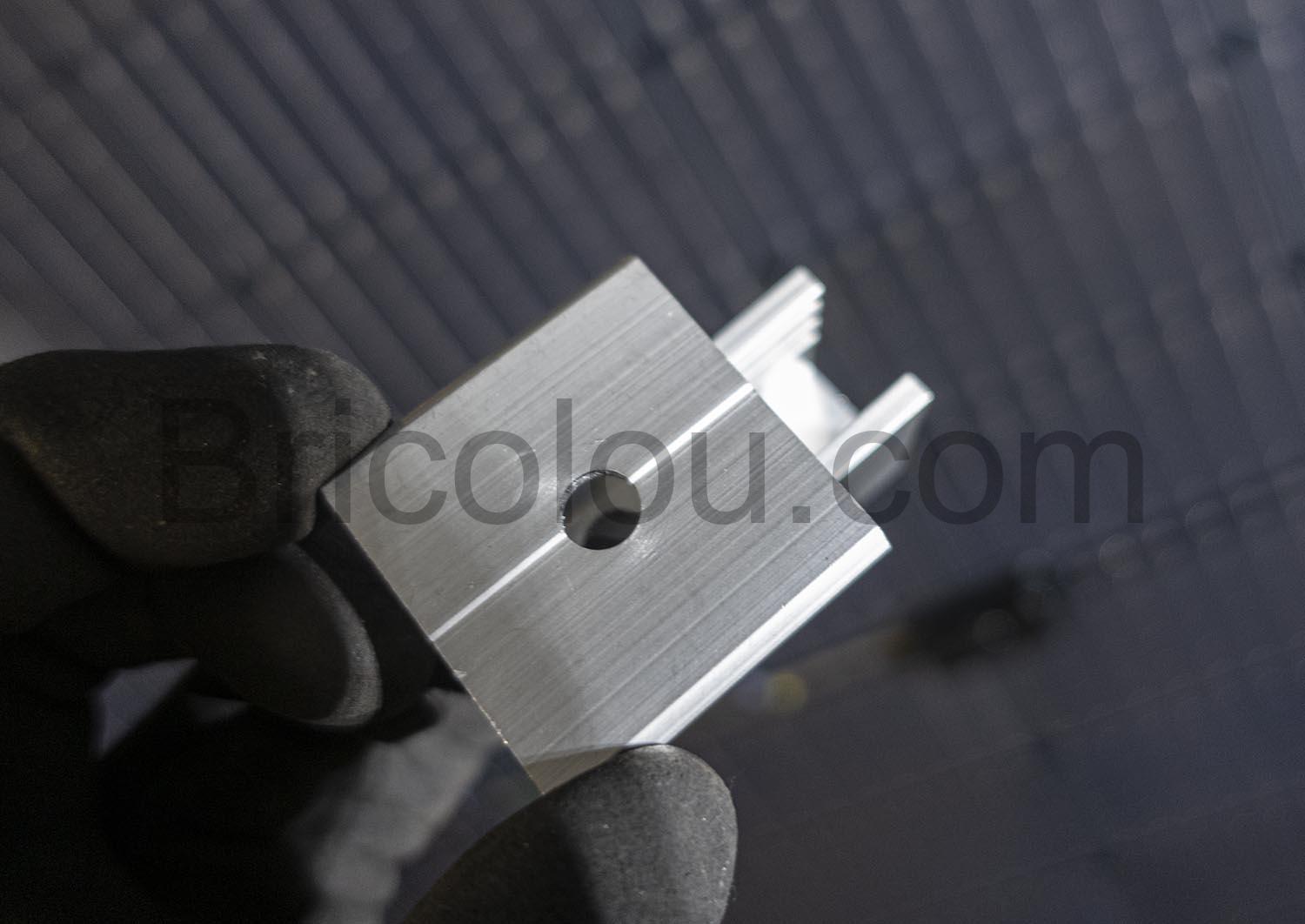 Support panneau solaire Fixation WingFly dessous Support panneau solaire Fixation WingFly dessous