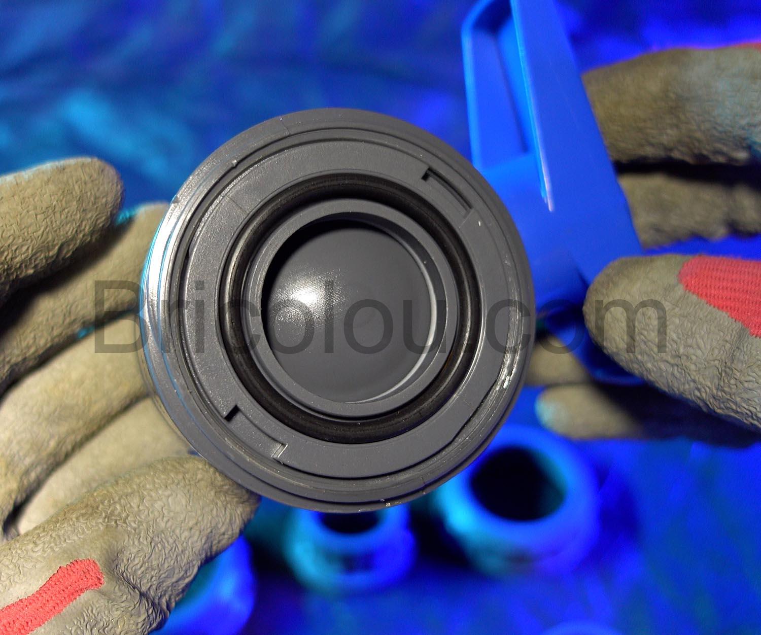 Vannes Interplast 40mm a coller double union demontable 4cm 40 mm PN16 PVC ferme Vannes Interplast 40mm à coller double union démontable 4cm 40 mm PN16 PVC fermé