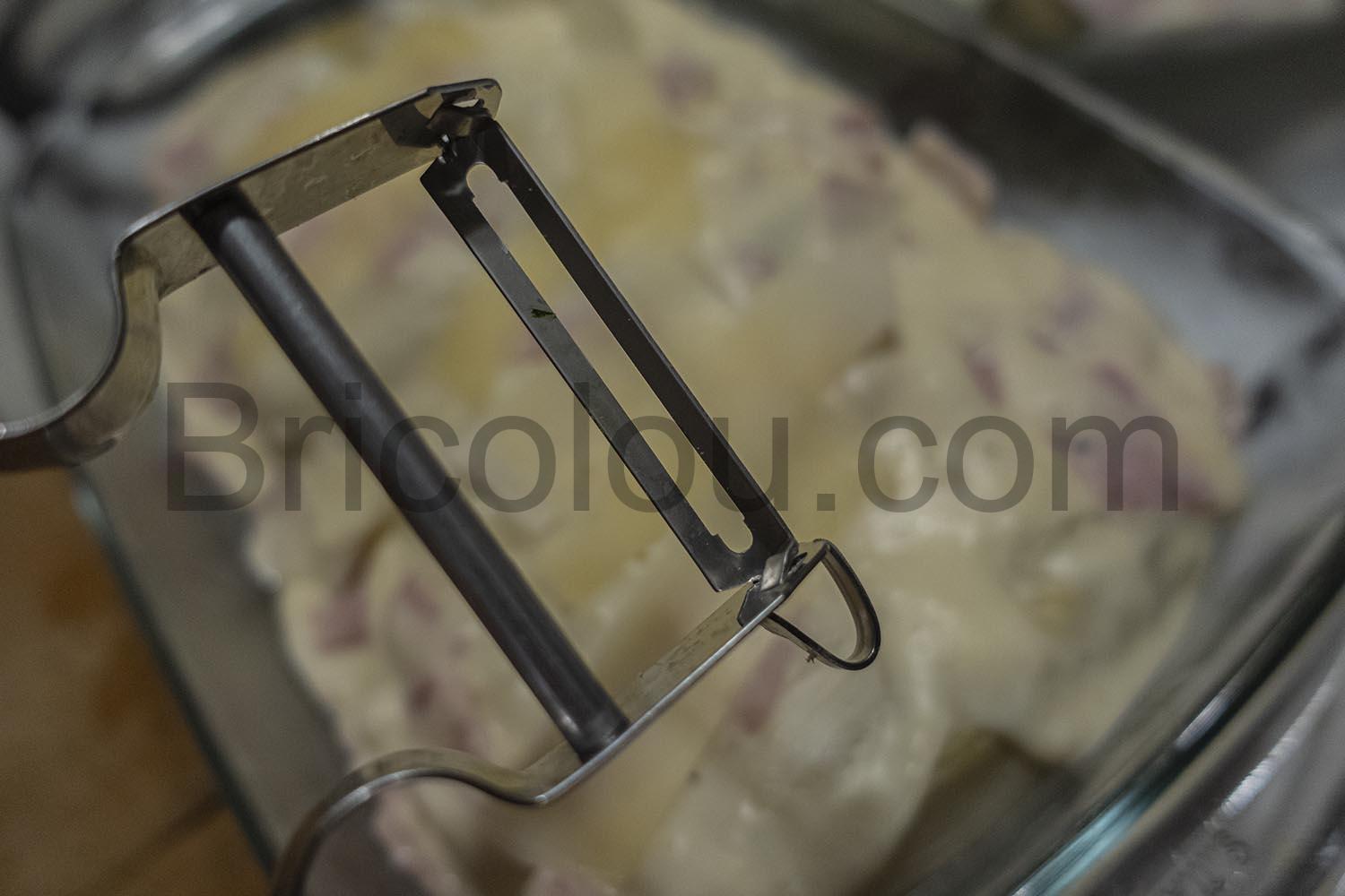 Victorinox econome epluche legumes Star Peeler Inox plat Victorinox économe épluche légumes Star Peeler Inox plat