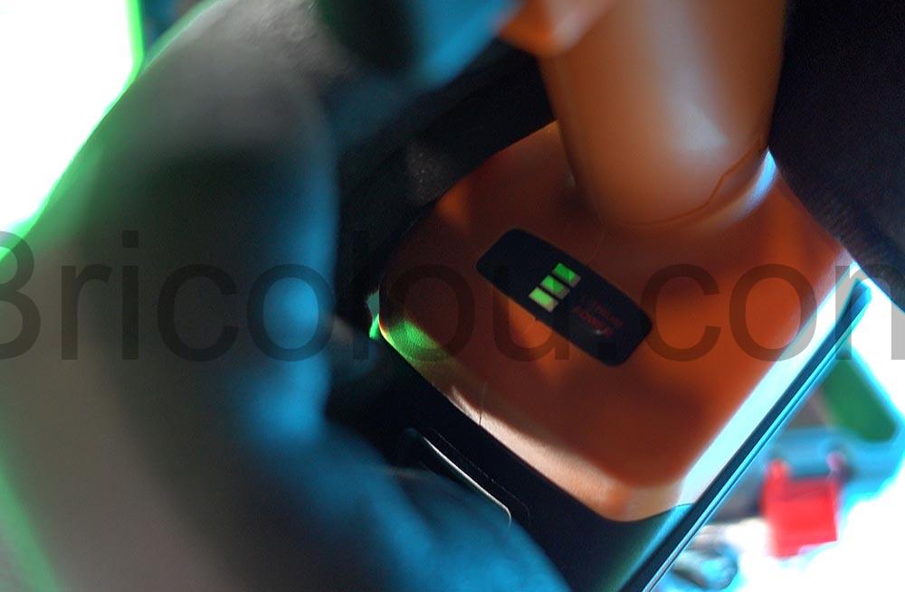 Grenintol Mini Tronconneuse Batterie Electrique Rechargeable 24V led Grenintol Mini Tronçonneuse Batterie Electrique Rechargeable 24V led