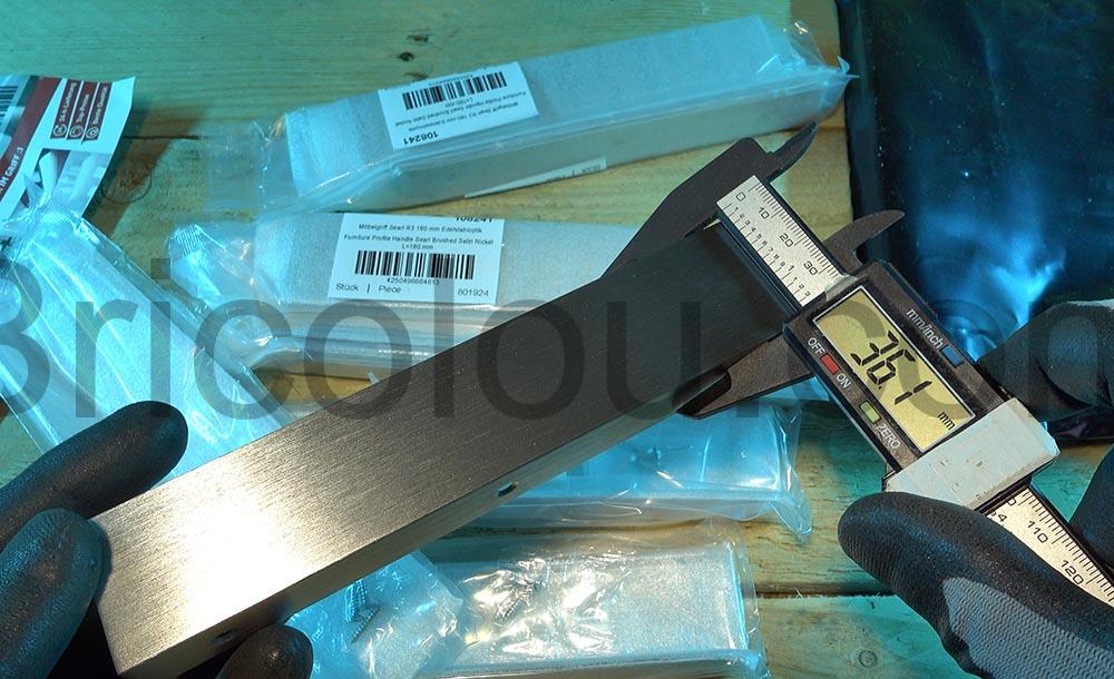 Poignee tiroir profile aluminium SEARL 180 mm Aspect Acier Inox SO TECH® largeur Poignée tiroir profilé aluminium SEARL 180 mm Aspect Acier Inox SO-TECH® largeur