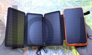 Batterie Externe Solaire Poursur Chargeur Panneau photovoltaique Lampe Torche Power Bank ouverture L3S4 Batterie Externe Solaire Poursur Chargeur Panneau photovoltaïque Lampe Torche Power Bank ouverture L3S4