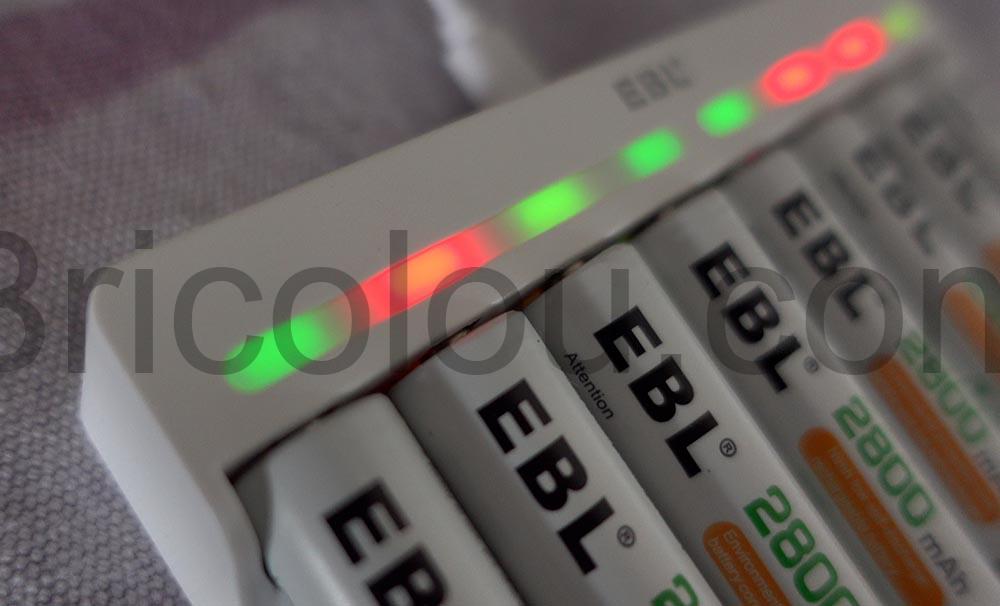 EBL Piles Rechargeables AA 2800mAh Ni MH Chargeur Rapide Individuel 9010 USB charge independante EBL Piles Rechargeables AA 2800mAh Ni-MH Chargeur Rapide Individuel 9010 USB charge indépendante