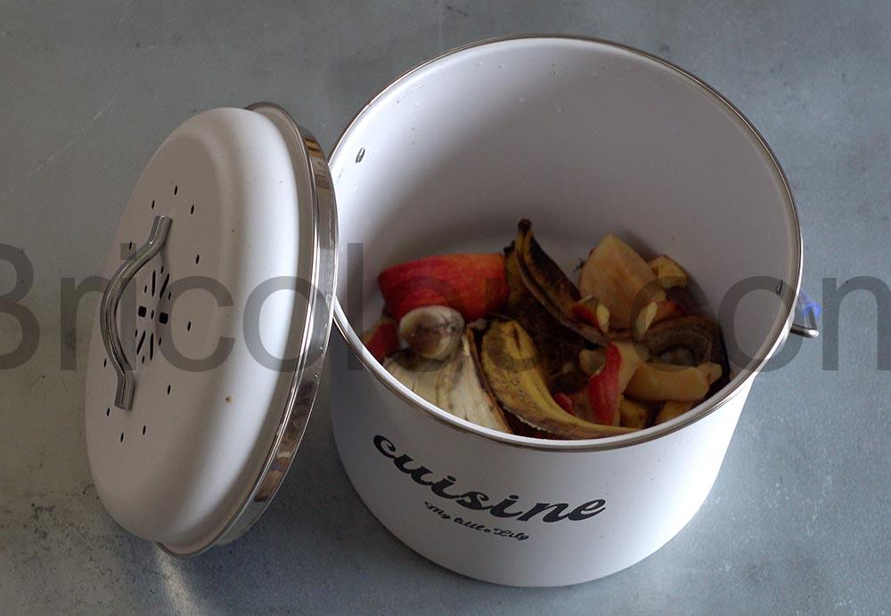 Poubelle Compost Cuisine Bac 3L Acier Inoxydable chrome filtres Charbon My little Lily epluchures Poubelle Compost Cuisine Bac 3L Acier Inoxydable chromé filtres Charbon My little Lily épluchures