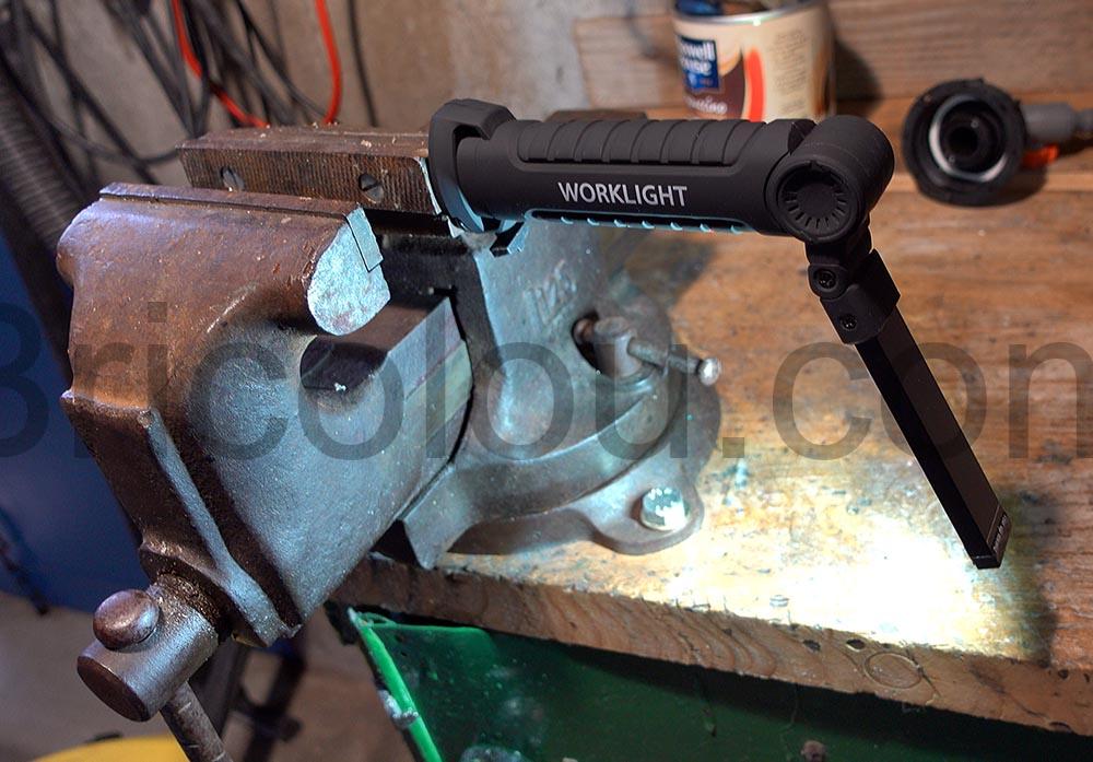 SunTop Lampe Travail Rechargeable Torche LED w52 etau SunTop Lampe Travail Rechargeable Torche LED w52 étau