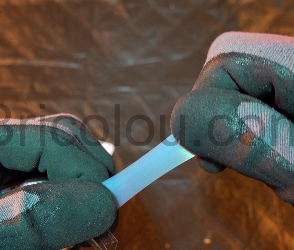 tesa 56064 Ruban reparation auto amalgamant transparent tuyau tesa 56064 Ruban réparation auto-amalgamant transparent tuyau flexible