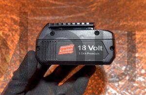5500mAh 18V BAT610 Batterie Remplacement Bosch BAT618 procore GBA Li-ION LongFit coté