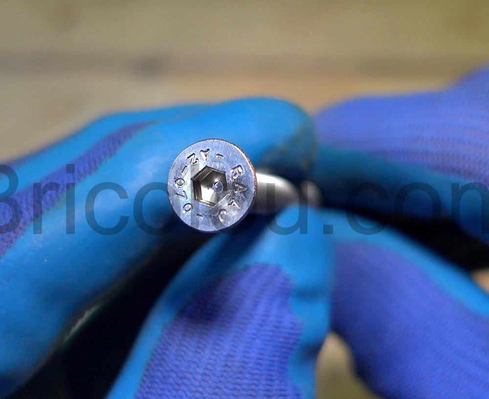 Boulons M6 x 80 Vis tete fraisee six pans Allen creux ISK acier inoxydable tete Boulons M6 x 80 Vis tête fraisée six pans Allen creux (ISK) acier inoxydable tete