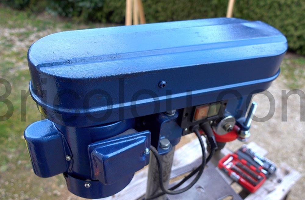 HAMMERITE peinture Laque protection metal Bleu fonce martele antirouille couleur HAMMERITE peinture Laque protection métal Bleu foncé martelé antirouille couleur