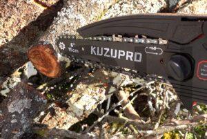 KUZUPRO Mini Tronconneuse elagueur Electrique Sans Fil Batterie decoupe KUZUPRO Mini Tronçonneuse élagueur Électrique Sans Fil Batterie découpe
