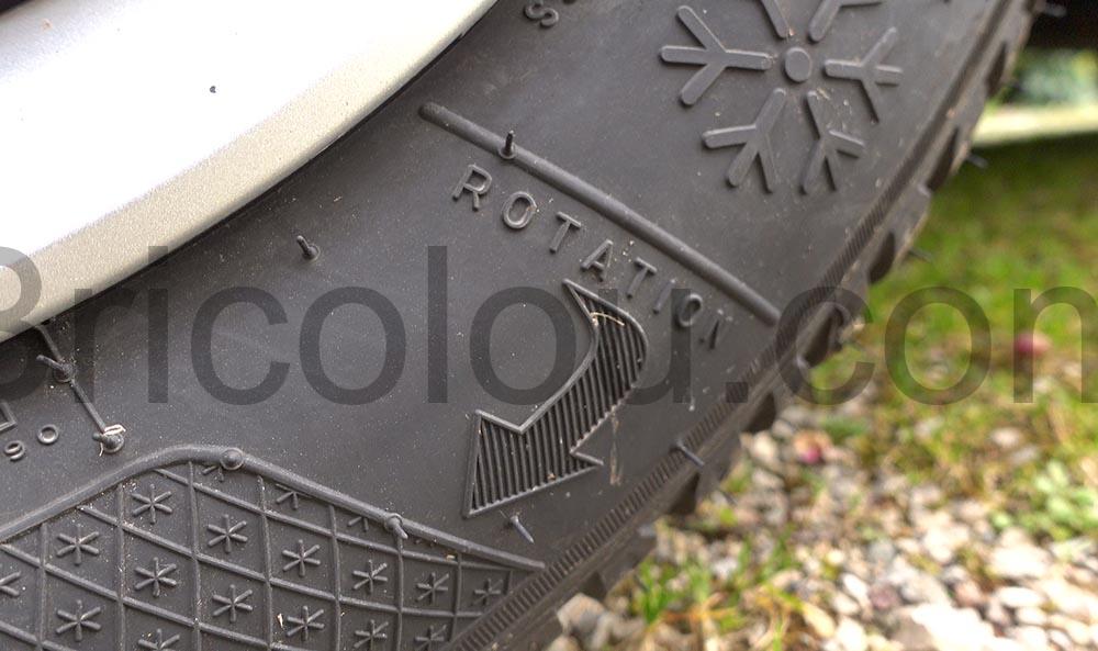 Kleber Krisalp HP3 EL MS 18565R15 92T Pneu Neige sens rotation Kleber Krisalp HP3 EL M+S 18565R15 92T Pneu Neige sens rotation