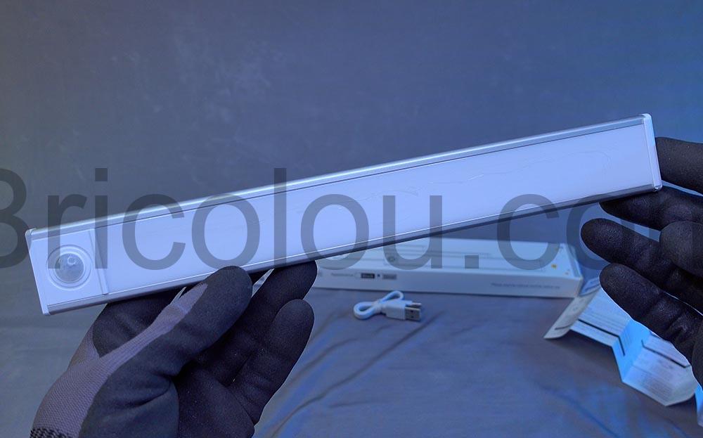 ZHOUZMIN Lampe placard sans fil rechargeable 30cm Detecteur Mouvement ZHOUZMIN Lampe placard sans fil rechargeable 30cm Detecteur Mouvement