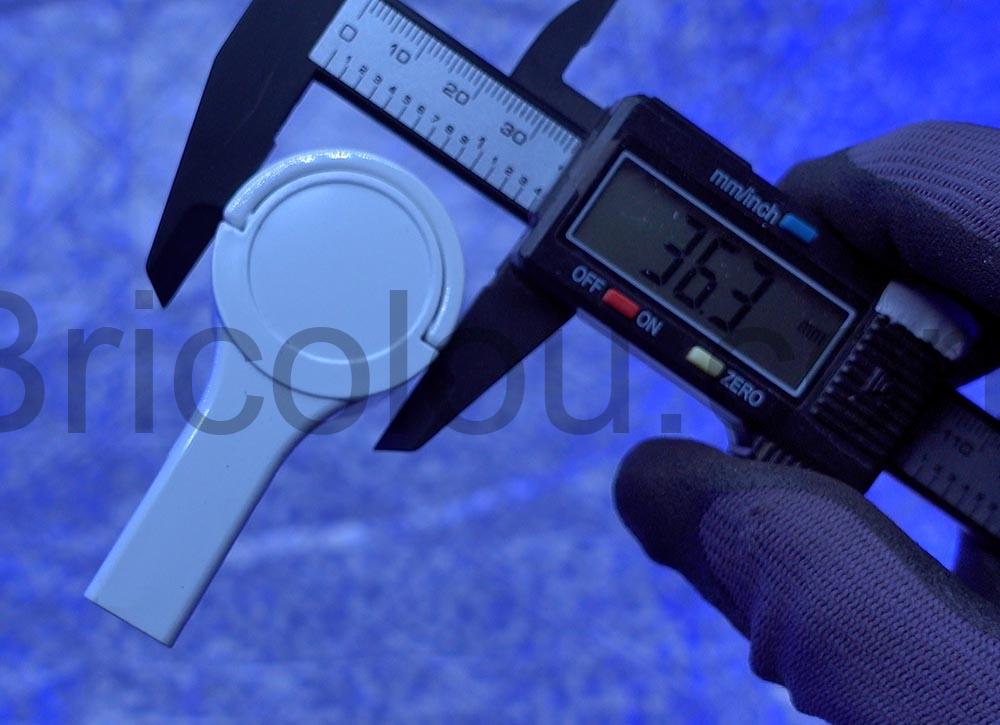 Zenitech Prise Fiche electrique male extra plate 16A largeur Zenitech Prise Fiche électrique mâle extra plate 16A largeur