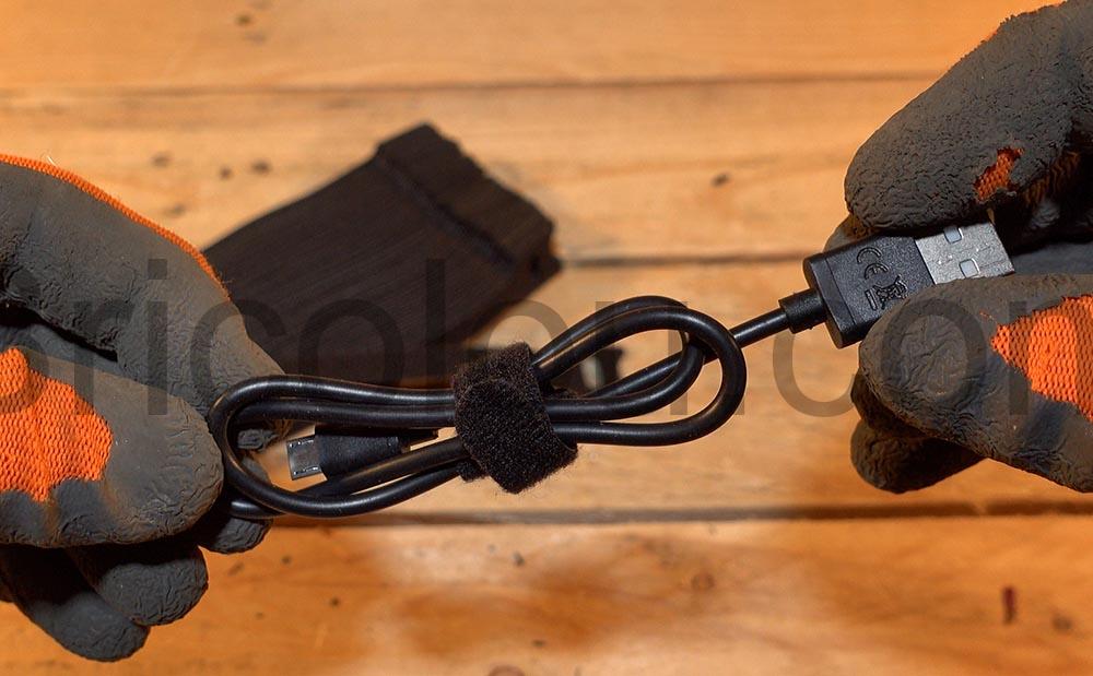 IKadiya Attache Cable Nylon scratch usb IKadiya Attache Cable Nylon scratch usb