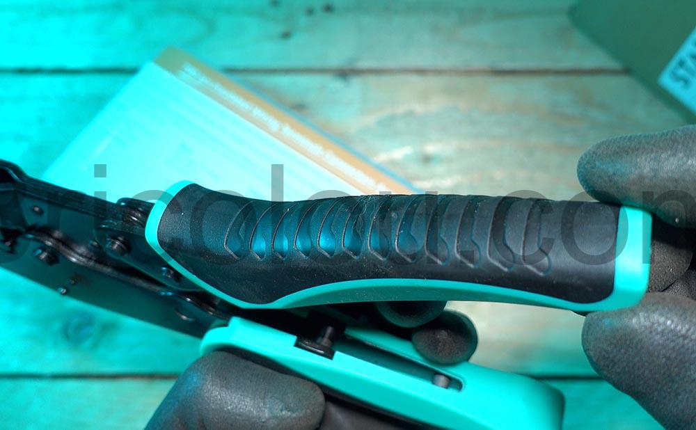 Pince a sertir STANEW 700 Cosse Electriques grip Pince à sertir STANEW 700 Cosse Electriques grip