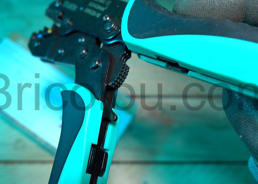 Pince a sertir STANEW 700 Cosse Electriques loquet Pince à sertir STANEW 700 Cosse Electriques loquet