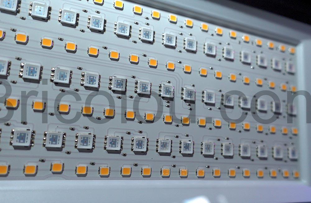 Projecteur Couleur LED RGB A HEKEE 80W Bluetooth Projecteur Couleur LED RGB A HEKEE 80W Bluetooth