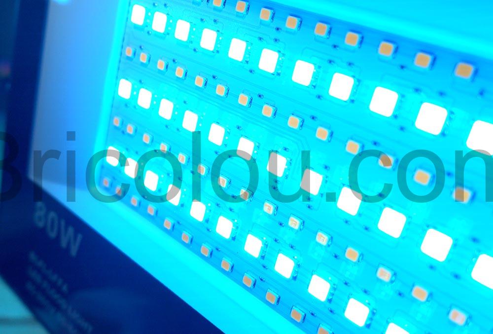 Projecteur Couleur LED RGB HEKEE Wash Flood etanche couleur Projecteur Couleur LED RGB HEKEE Wash Flood étanche couleur