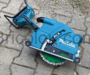 Makita carter aspiration poussière disqueuse 230 198440-5