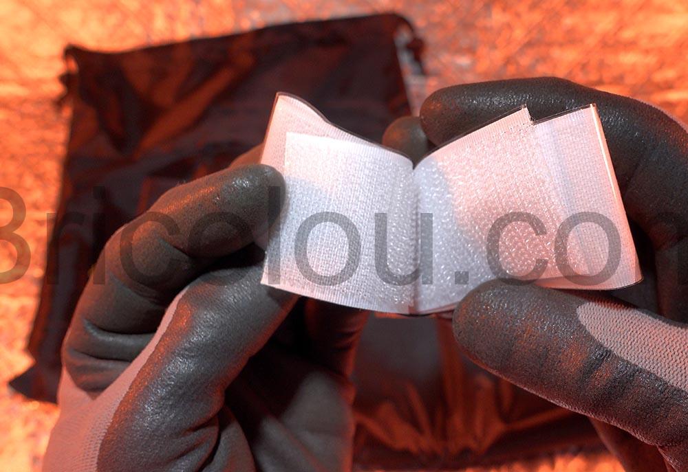 Rideau plastique noir occultant opaque fenetre LUCMO scratch Rideau plastique noir occultant opaque fenêtre LUCMO scratch