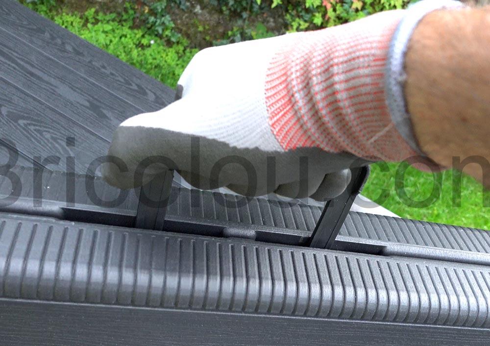 Table appoint pliante plastique IZTOSS banc pliable vide grenier jardin poignee Table appoint pliante plastique IZTOSS banc pliable vide grenier jardin poignée
