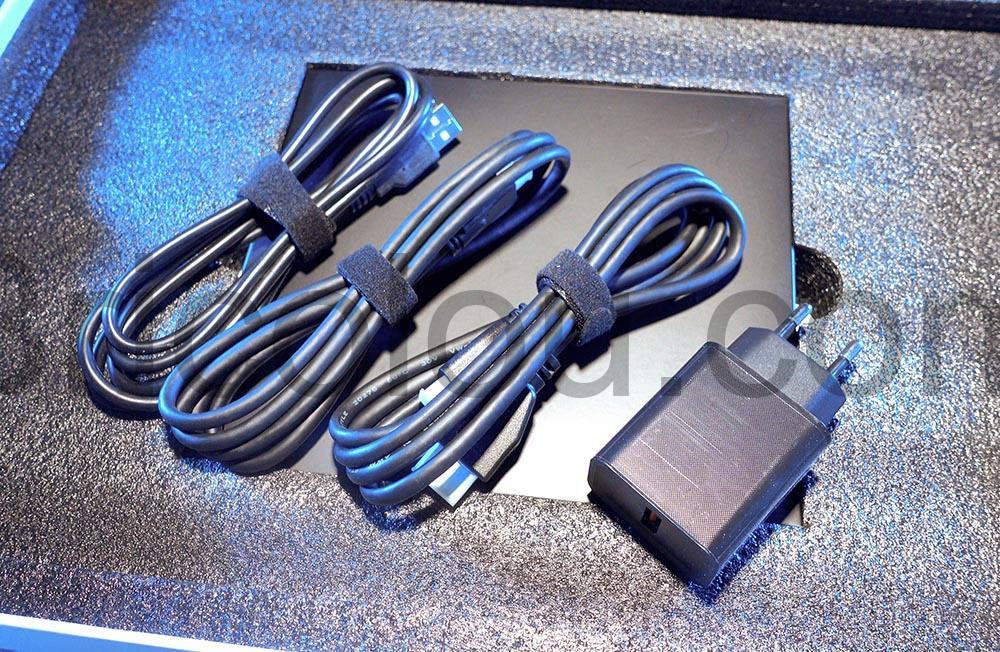 16.1 Moniteur externe UYY FHD 1080p IPS USB C HDMI cable 16.1 Moniteur externe UYY FHD 1080p IPS USB-C HDMI cable