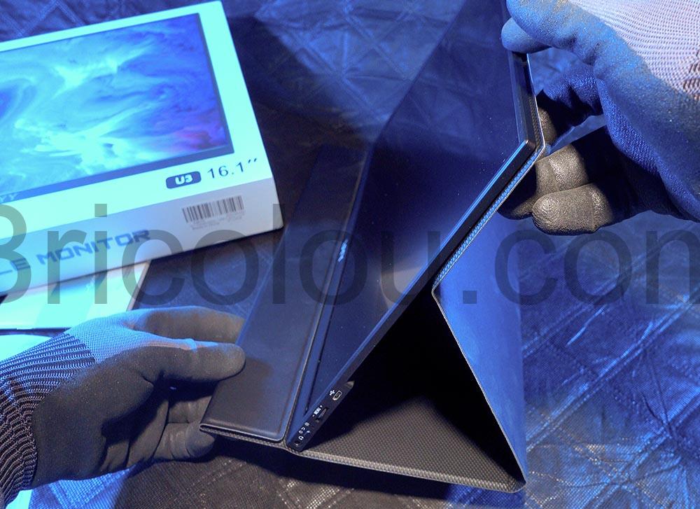 16.1 Moniteur externe UYY FHD 1080p IPS USB C HDMI replie 16.1 Moniteur externe UYY FHD 1080p IPS USB-C HDMI replié