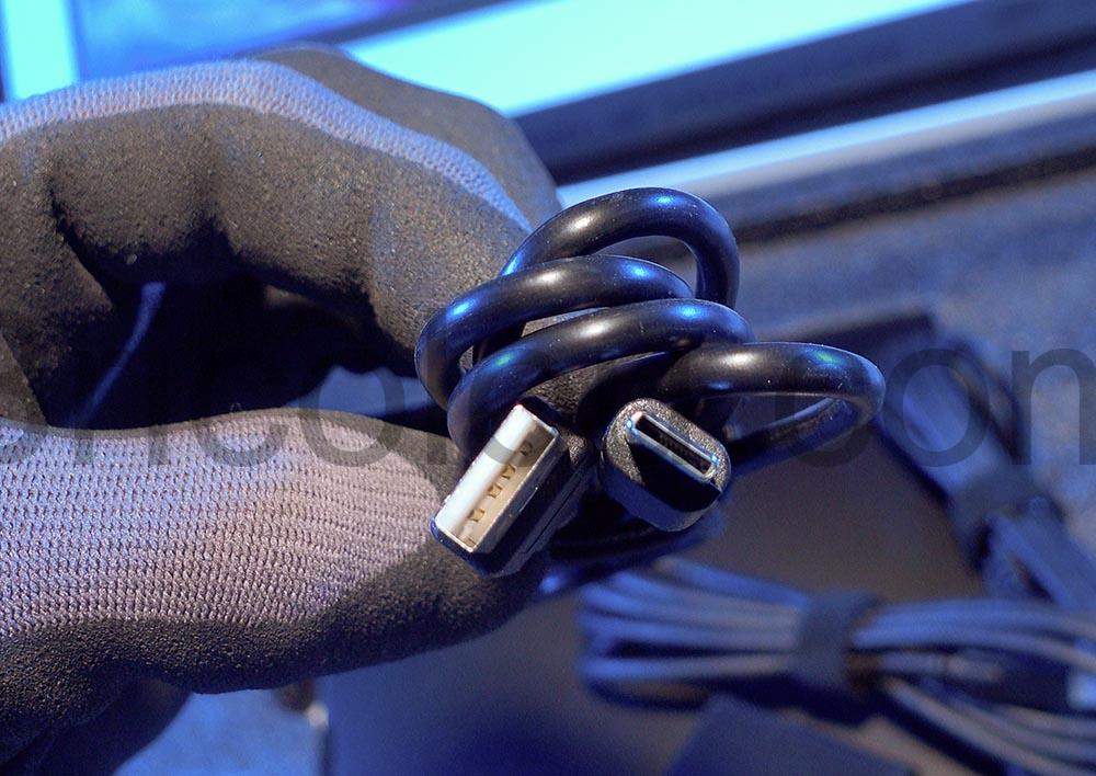 16.1 Moniteur externe UYY FHD 1080p IPS USB 16.1 Moniteur externe UYY FHD 1080p IPS USB