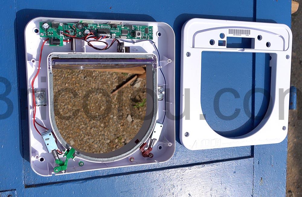 PetSafe Chatiere electronique Petporte demonte PetSafe Chatière électronique Petporte démonté