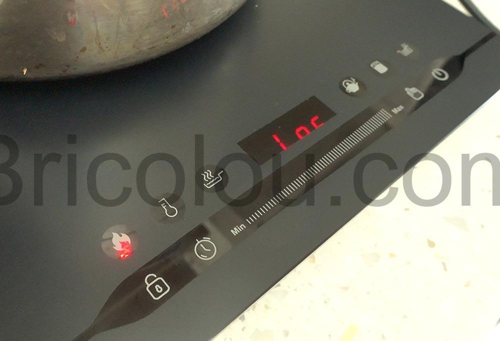 plaque induction portable AMZCHEF 2000W cuisson electrique blocage plaque induction portable AMZCHEF 2000W cuisson électrique blocage