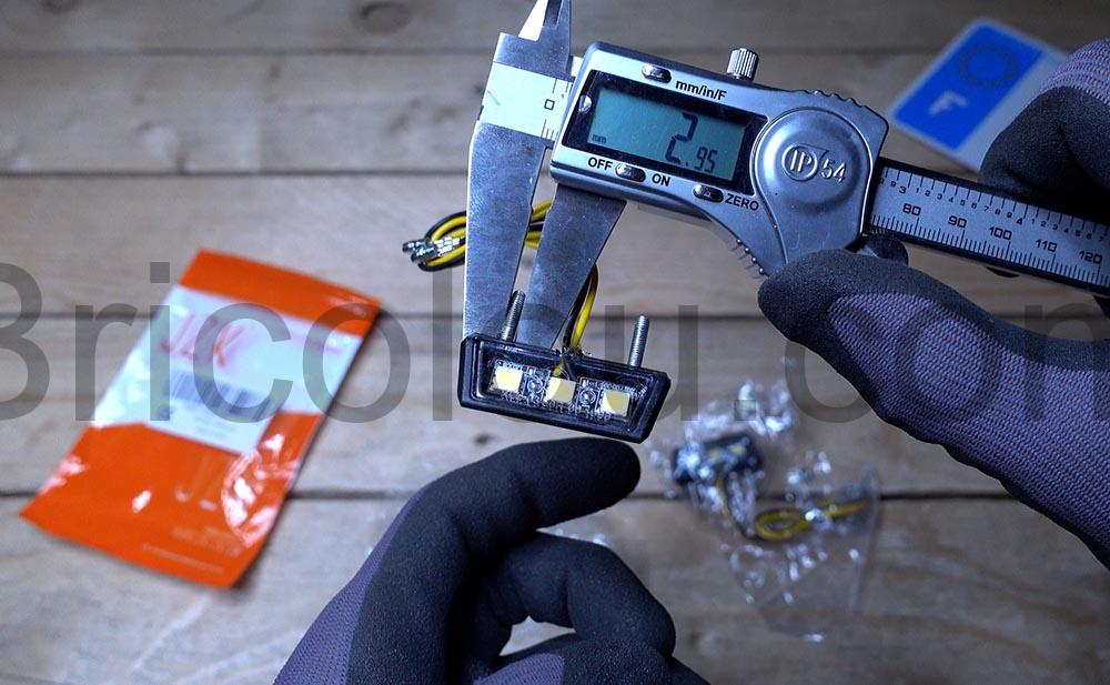 Eclairage plaque immatriculation moto remorque LED homologue M3 Eclairage plaque immatriculation moto remorque LED homologué M3