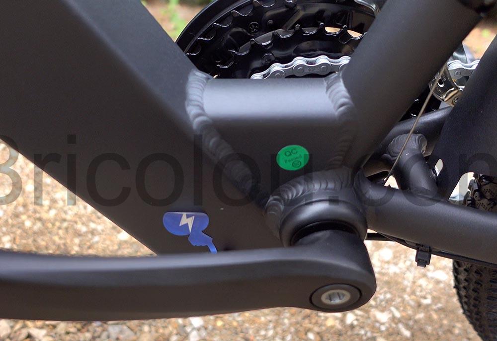 HITWAY Velo Assistance electrique 36V 11.2Ah 250W Shimano 21 Vitesses 26 pouces soudure HITWAY Vélo Assistance électrique 36V 11.2Ah 250W Shimano 21 Vitesses 26 pouces soudure