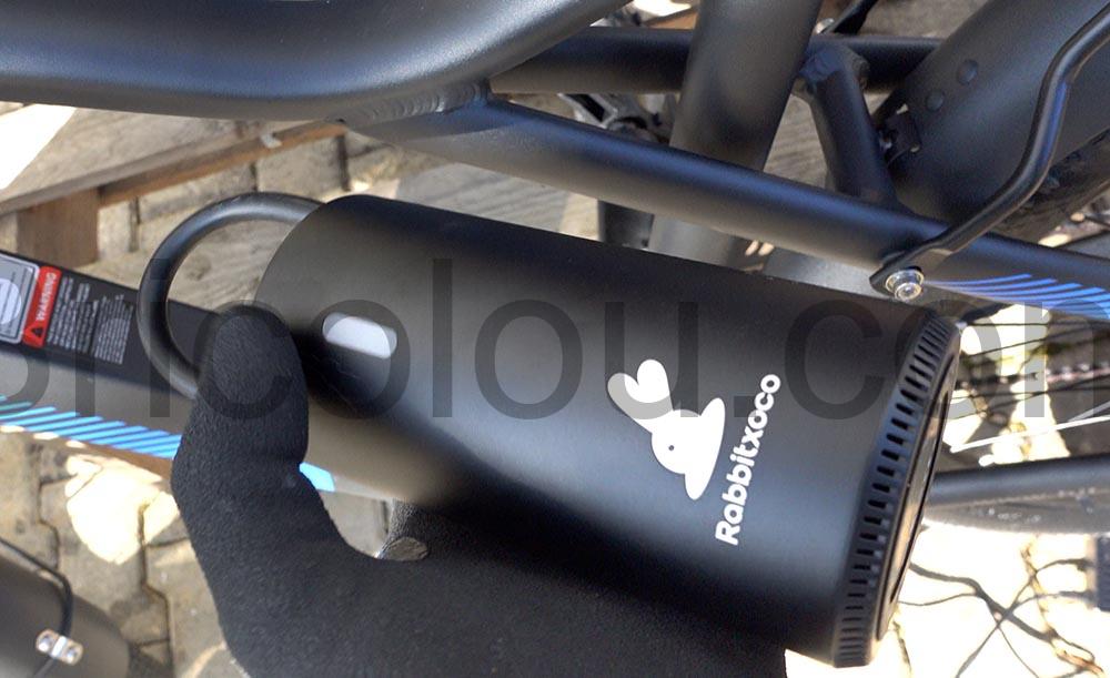 Gonfleur Electrique Sans Fil Pneus Voiture Compresseur Pompe Velo Moto RABBITXOCO main Gonfleur Électrique Sans Fil Pneus Voiture Compresseur Pompe Vélo Moto RABBITXOCO main