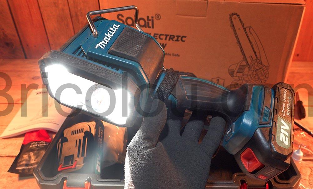 Mini Tronconneuse Salati sans fil 18V makita Mini Tronçonneuse Salati sans fil 18V makita