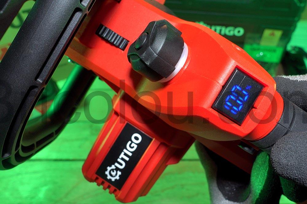 OUTIGO Tronconneuse electrique batterie sans fil KF12 led OUTIGO Tronçonneuse électrique batterie sans fil KF12 led