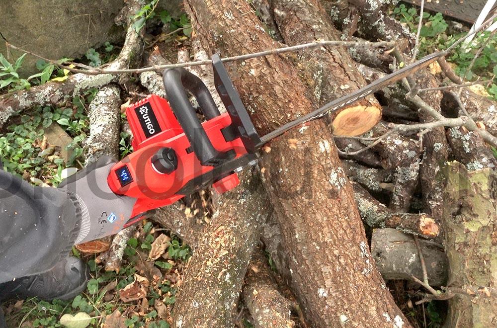 OUTIGO Tronconneuse electrique batterie sans fil KF12 tronc OUTIGO Tronçonneuse électrique batterie sans fil KF12 tronc