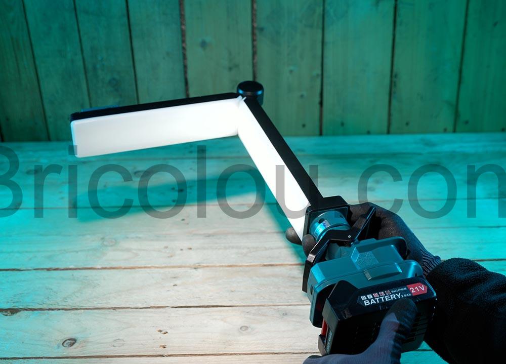 Hipoke compatible Makita lampe LED travail cobra depliable 18V 21V Atelier 2 partiee Hipoke compatible Makita lampe LED travail cobra dépliable 18V 21V Atelier 2 partiee