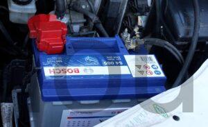 batterie Auto Dacia Lodgy Bosch S4005 60Ah 540A Plomb Acide Installee batterie Auto Dacia Lodgy Bosch S4005 60Ah 540A Plomb-Acide Installée