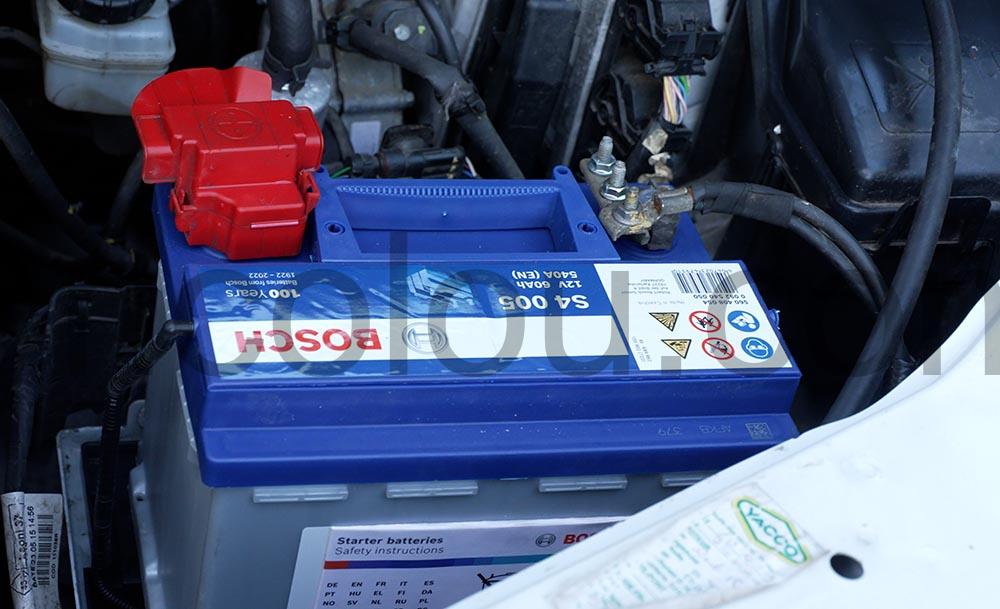 Changer batterie Auto Dacia Lodgy Bosch S4005 60A/h 540A Plomb-Acide