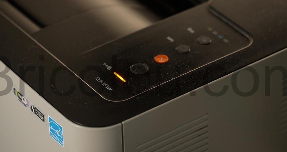 Comment reparer imprimante laser qui ne prend plus les feuilles Samsung CLP 365w voyant Comment réparer imprimante laser qui ne prend plus les feuilles (Samsung CLP-365w) voyant