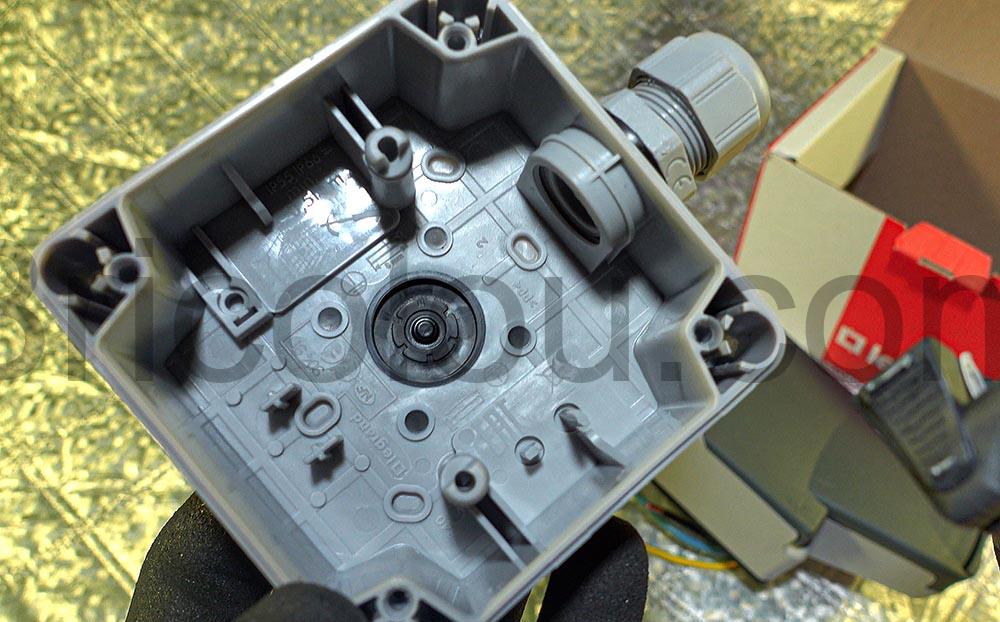 Legrand 090485 Prise exterieure Etanche IP66 Fiche Engagee Plexo embase Legrand 090485 Prise extérieure Étanche IP66 Fiche Engagée Plexo embase