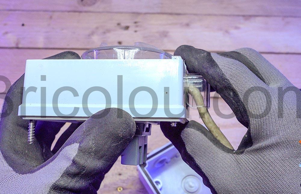 Prise exterieure murale Latrans 16A etanche IP66 plexy ronde petite Prise extérieure murale Latrans 16A étanche IP66 plexy ronde petite