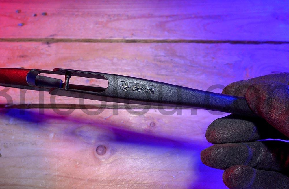 Comment changer balais essuie glace arriere Dacia Lodgy Bosch Comment changer balais essuie glace arriere Dacia Lodgy Bosch